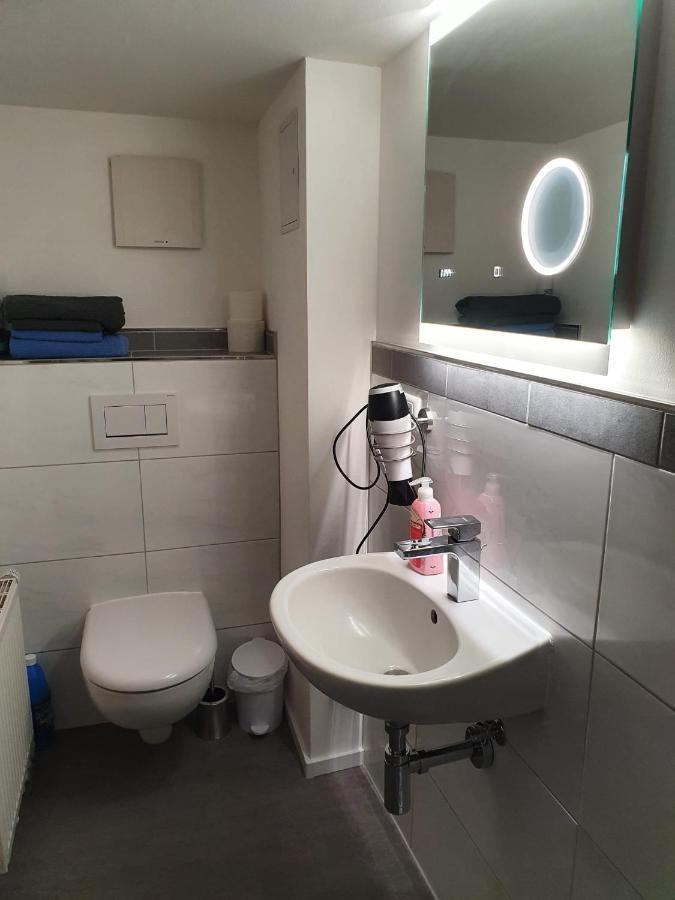 Zimmer Im Ug Direkt In Der Innenstadt, Centrum Schwerin  Exterior foto