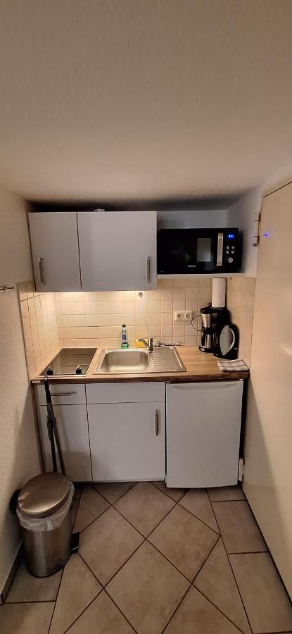 Zimmer Im Ug Direkt In Der Innenstadt, Centrum Schwerin  Exterior foto